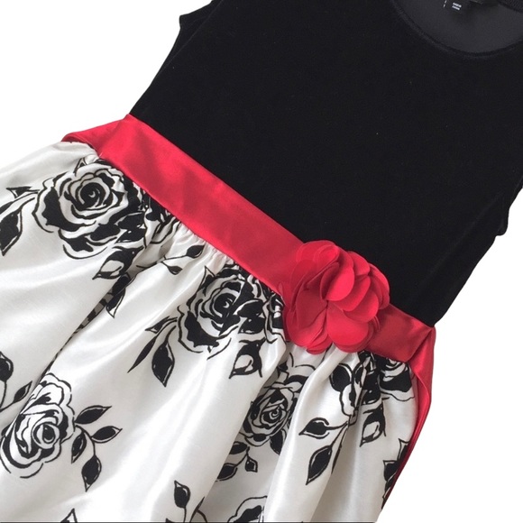 Girls Black White Velour Roses Fit & Flare Dress - Picture 2 of 8